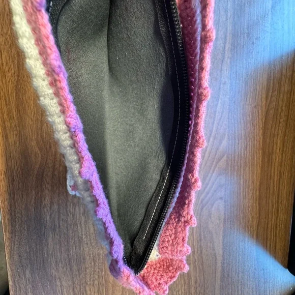 Handbag - Picture 2 of 2